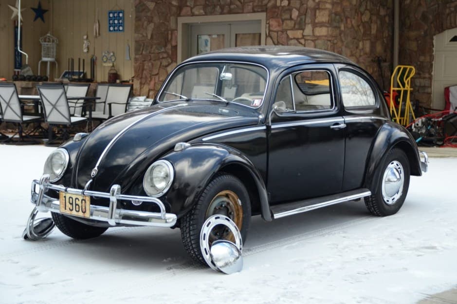 1960 Volkswagen Beetle (1958-1979) sold for $12,400