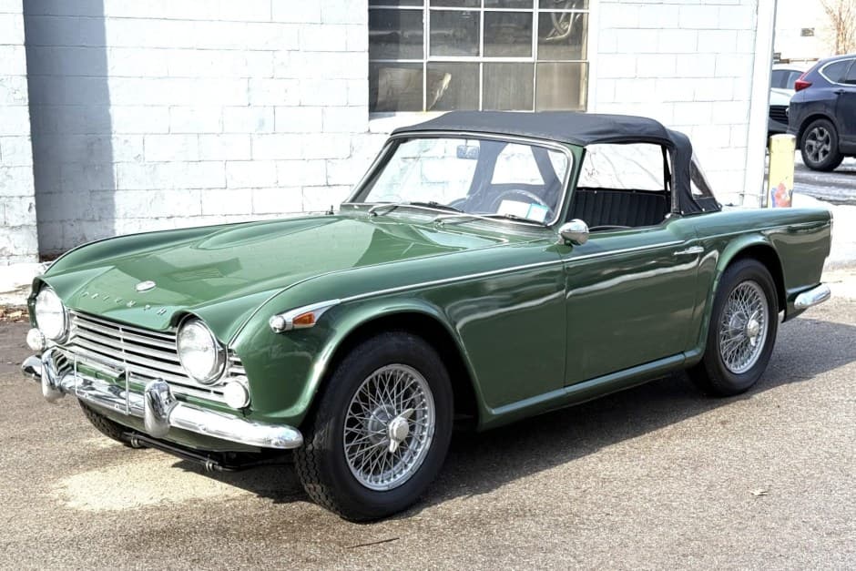 1966 Triumph TR4 sold for $16,600