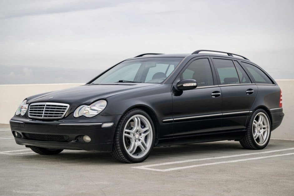 2003 Mercedes-Benz W203 C-Class sold for $9,300