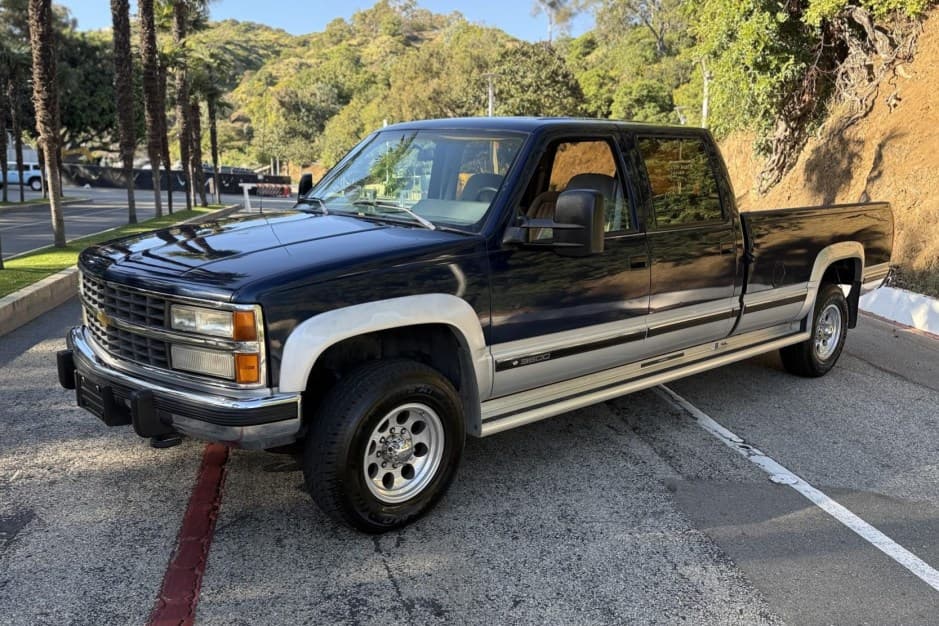 1993 Chevrolet C/K GMT400 (1988-2002) sold for $12,000
