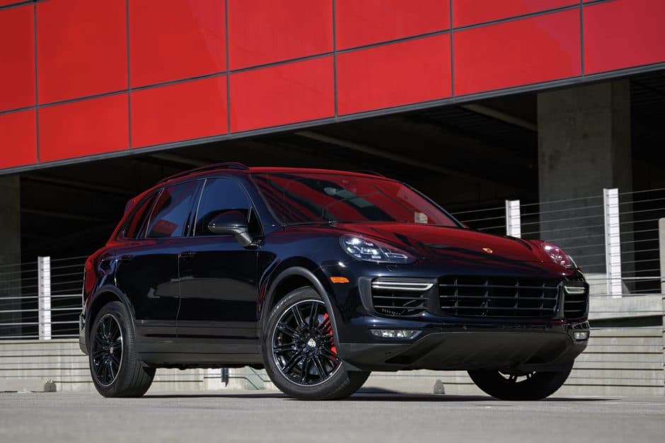 2015 Porsche 958 Cayenne (2011-2018) sold for $24,500