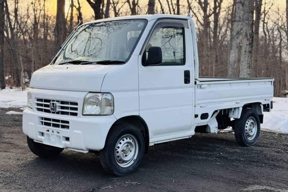 2000 Honda Acty sold for $7,600