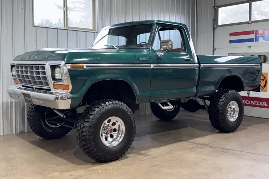 1979 Ford F-Series 1973-1979 sold for $27,750