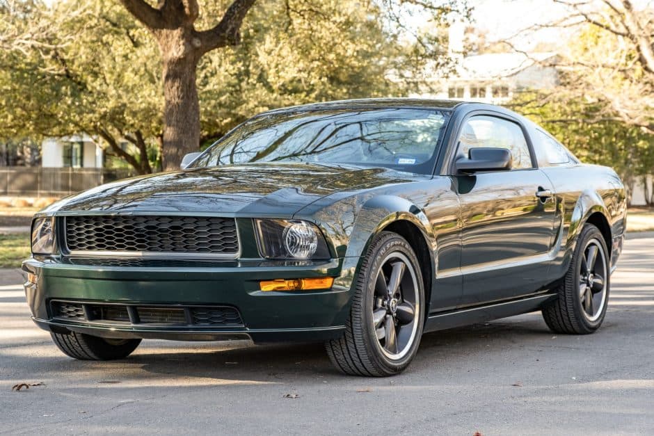 2008 Ford Mustang S197 2005-2014 sold for $27,750