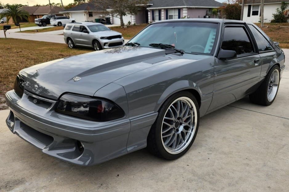 1989 Ford Fox-Body Mustang sold for $31,300