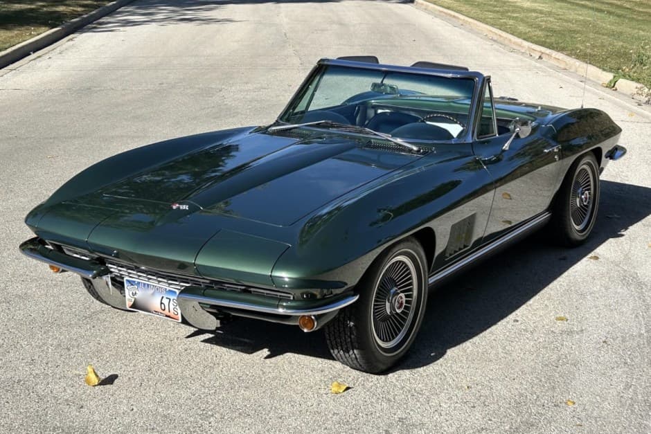 1967 Chevrolet Corvette C2 sold for $116,000