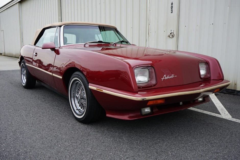 1988 Studebaker Avanti sold for $19,750