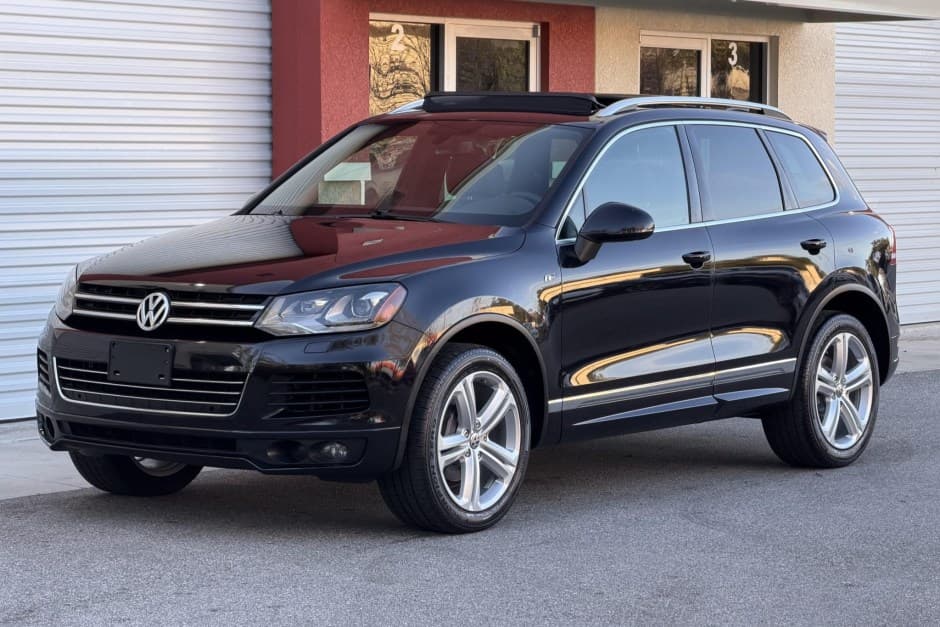 2014 Volkswagen Touareg sold for $19,250