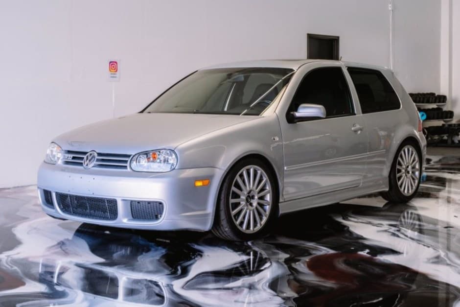 2004 Volkswagen R32 sold for $36,500