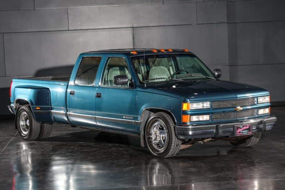 1993 Chevrolet C/K GMT400 (1988-2002) sold for $15,250