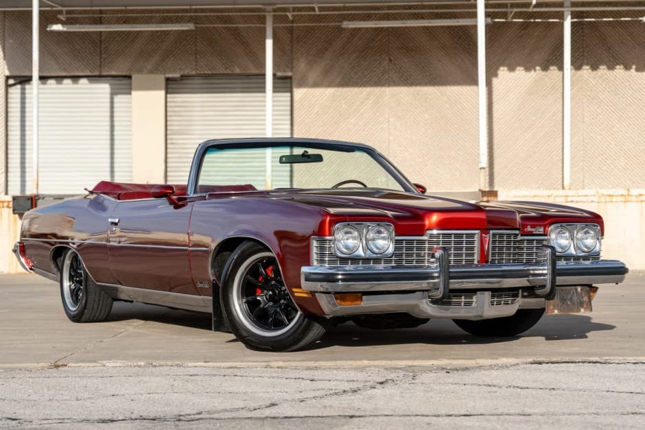 1973 Pontiac Grand Ville sold for $11,501