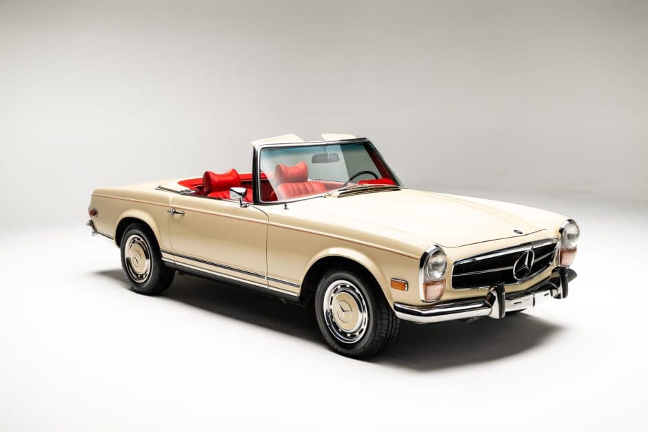 1971 Mercedes-Benz W113 SL sold for $101,000