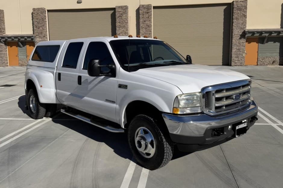 2002 Ford Super Duty 1999-2007 sold for $29,080