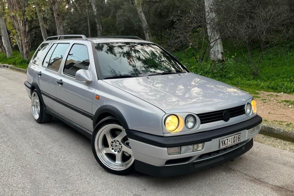 1995 Volkswagen Golf & Rabbit sold for $0