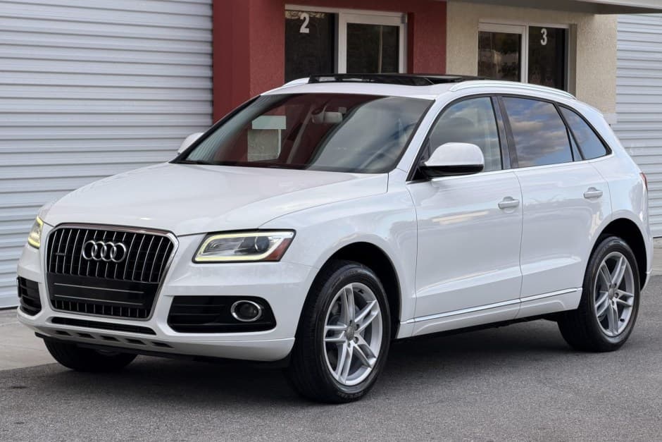 2016 Audi Q5 sold for $8,900