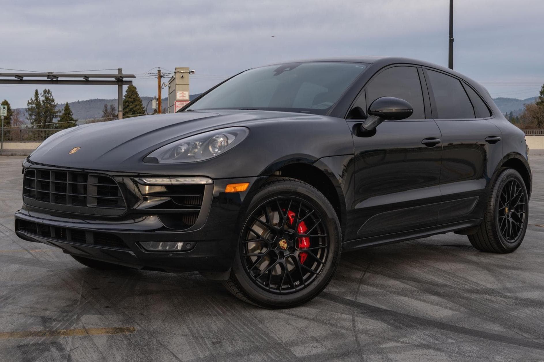 2018 Porsche Macan sold for $27,000