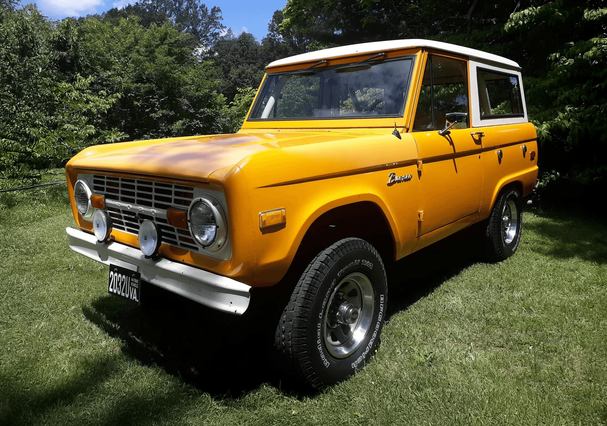 1976 Ford Bronco sold for $45,500