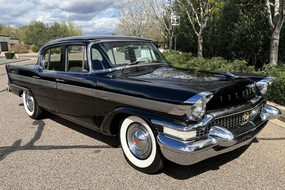 1957 Packard Clipper sold for $13,500