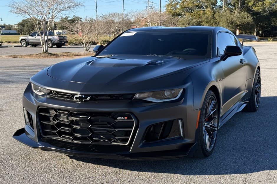 2024 Chevrolet Camaro (6th Generation – 2016-2024) sold for $70,500