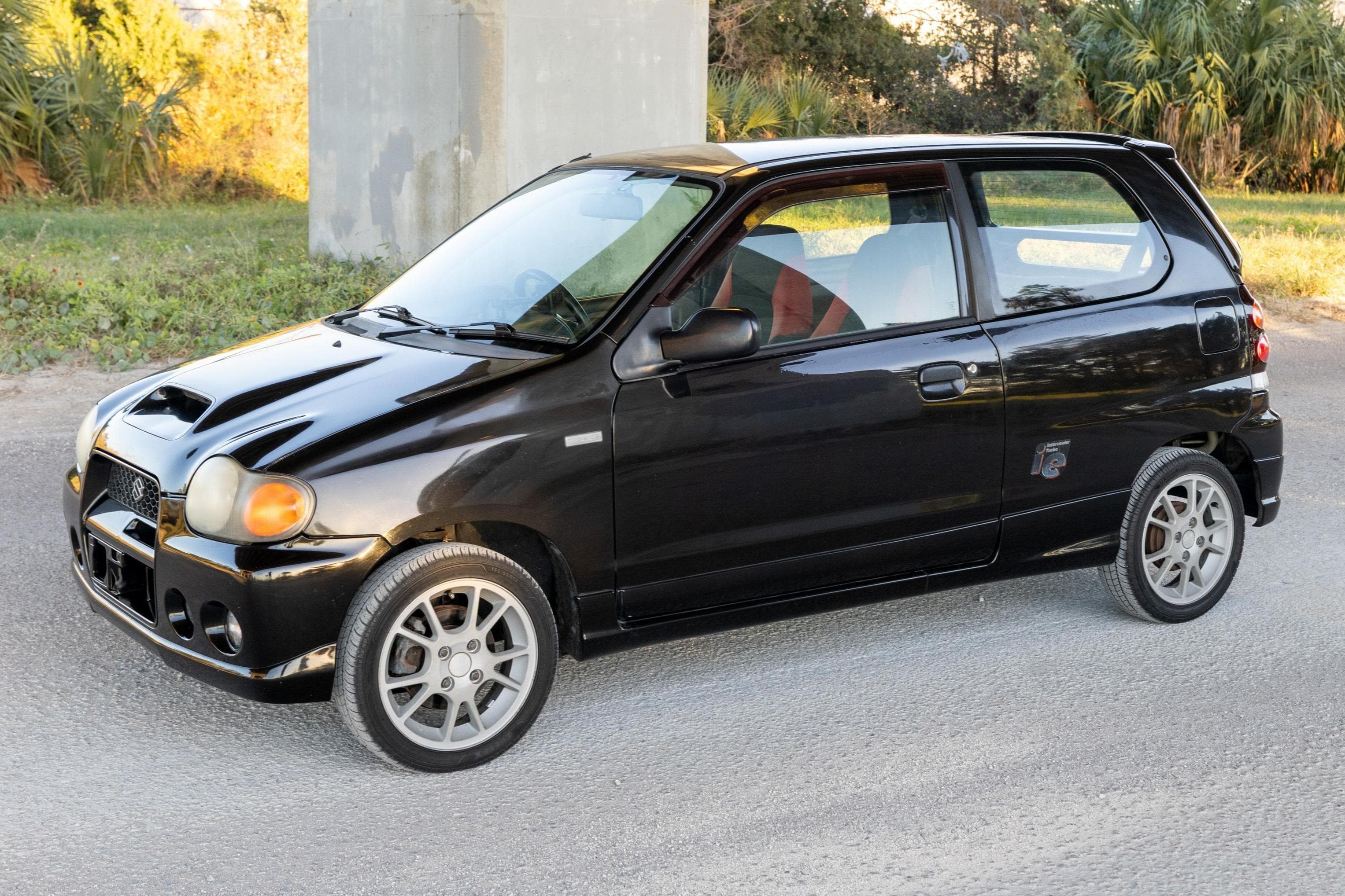 1999 Suzuki Alto sold for $7,000