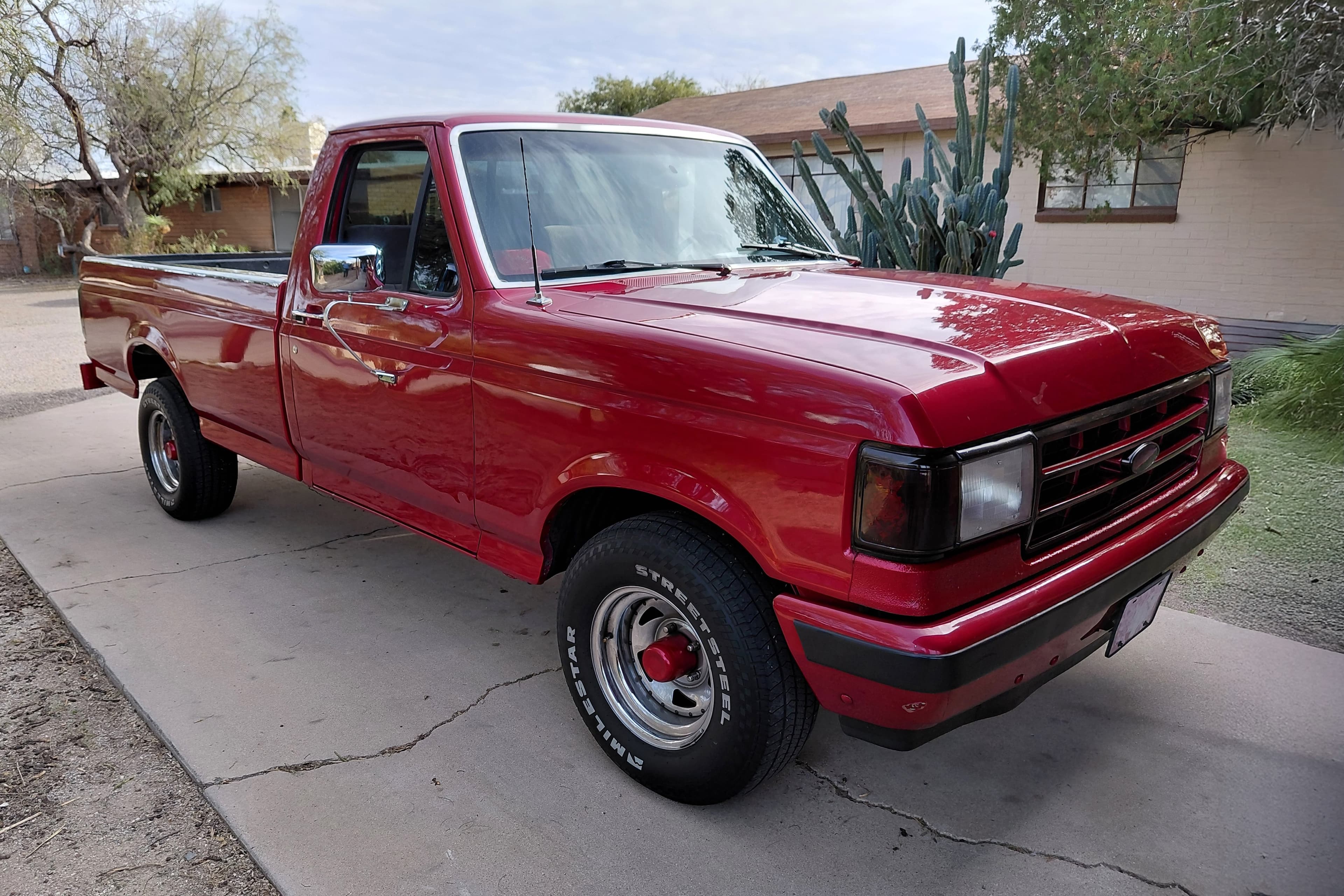1990 Ford F-150 sold for $6,000
