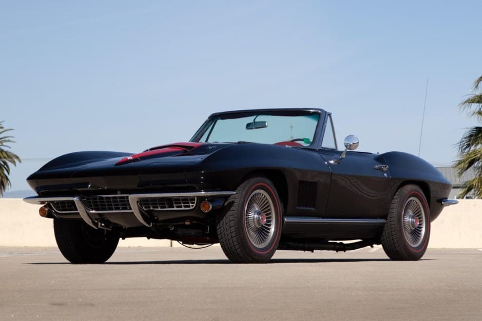 1967 Chevrolet Corvette C2 sold for $95,000