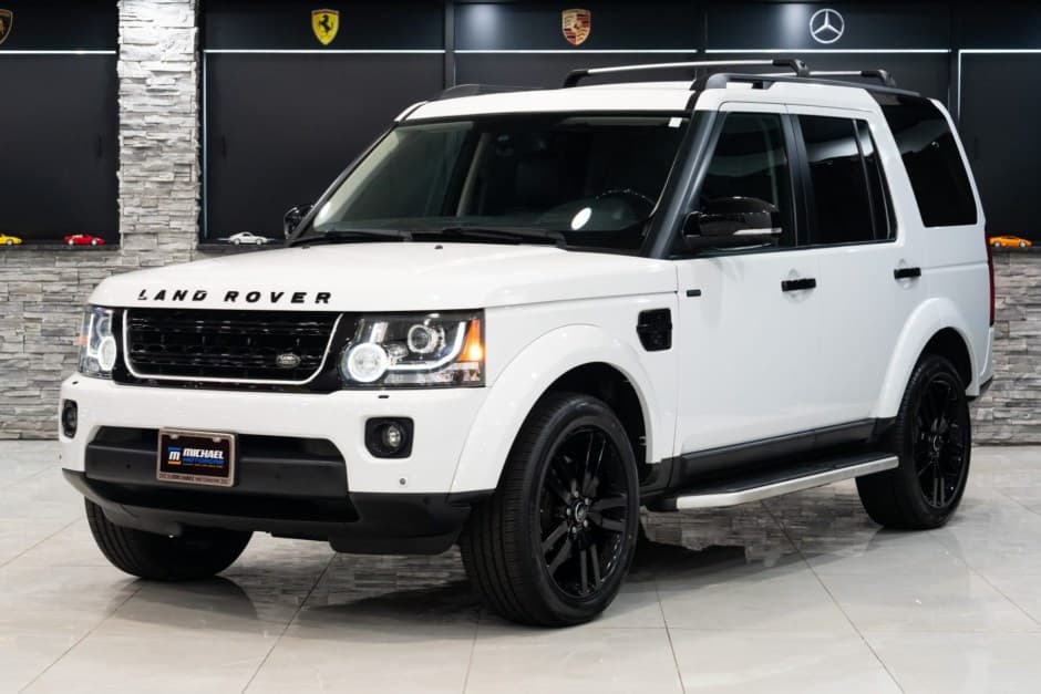 2016 Land Rover LR4 sold for $26,000