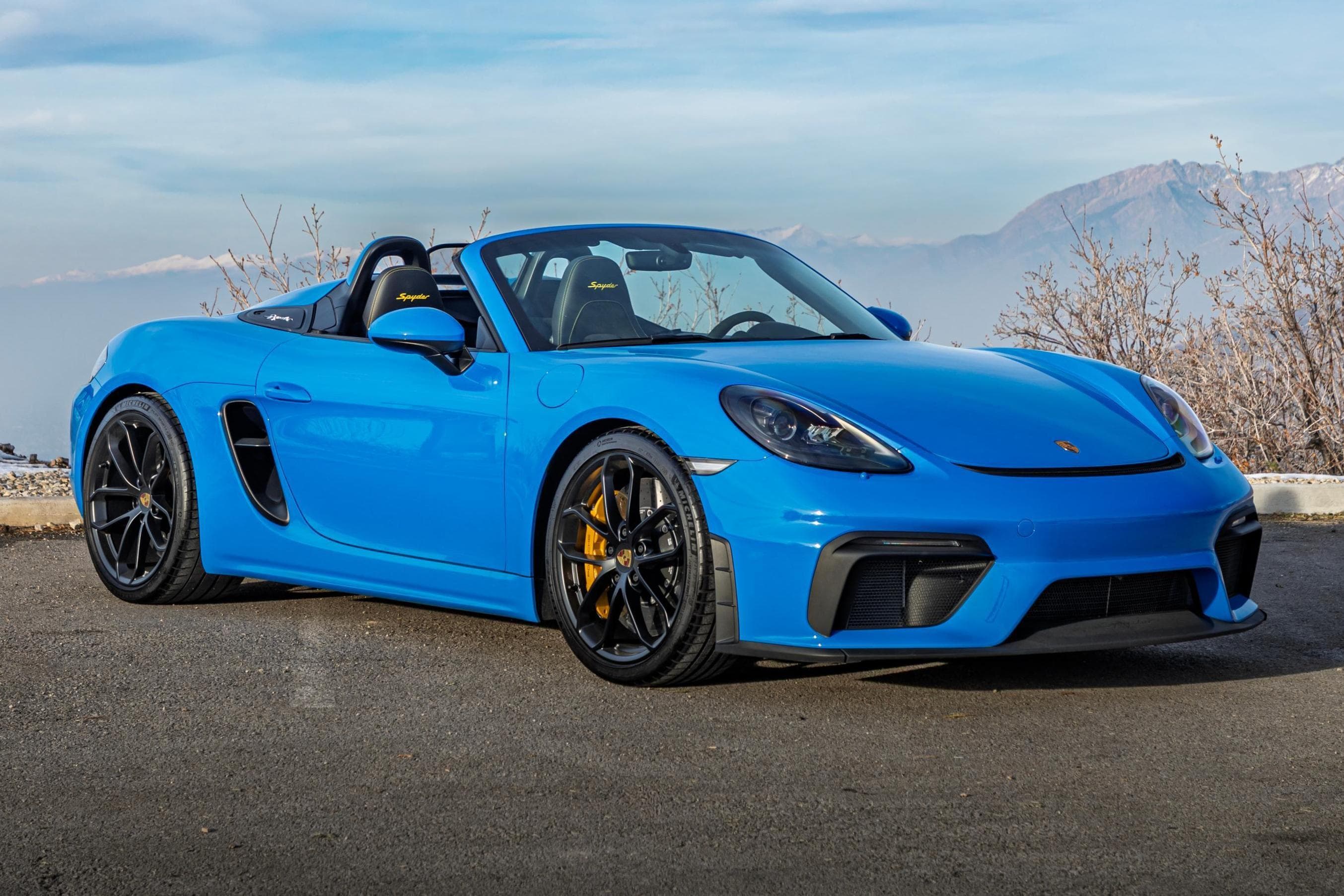 2022 Porsche 718 Boxster sold for $132,000
