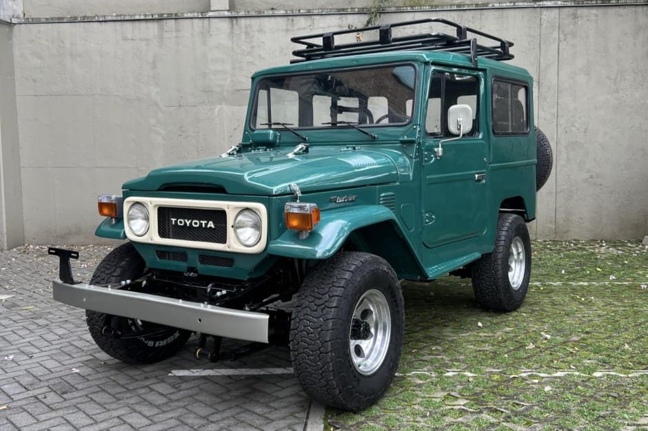 1981 Toyota Land Cruiser FJ40 sold for $28,500