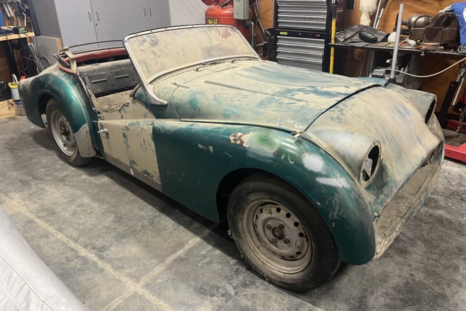1958 Triumph TR3 sold for $1,700