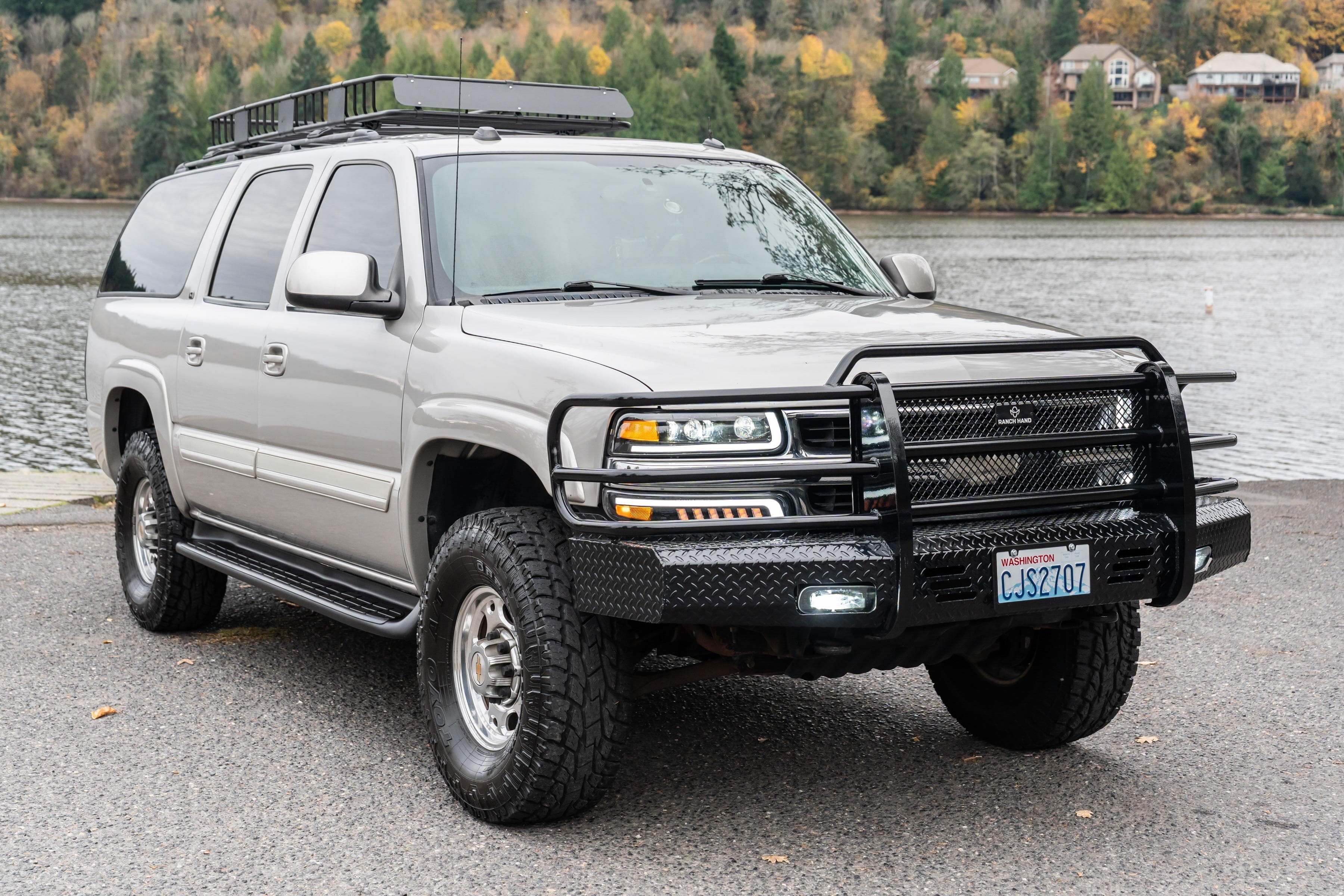 2004 Chevrolet Suburban sold for $21,500