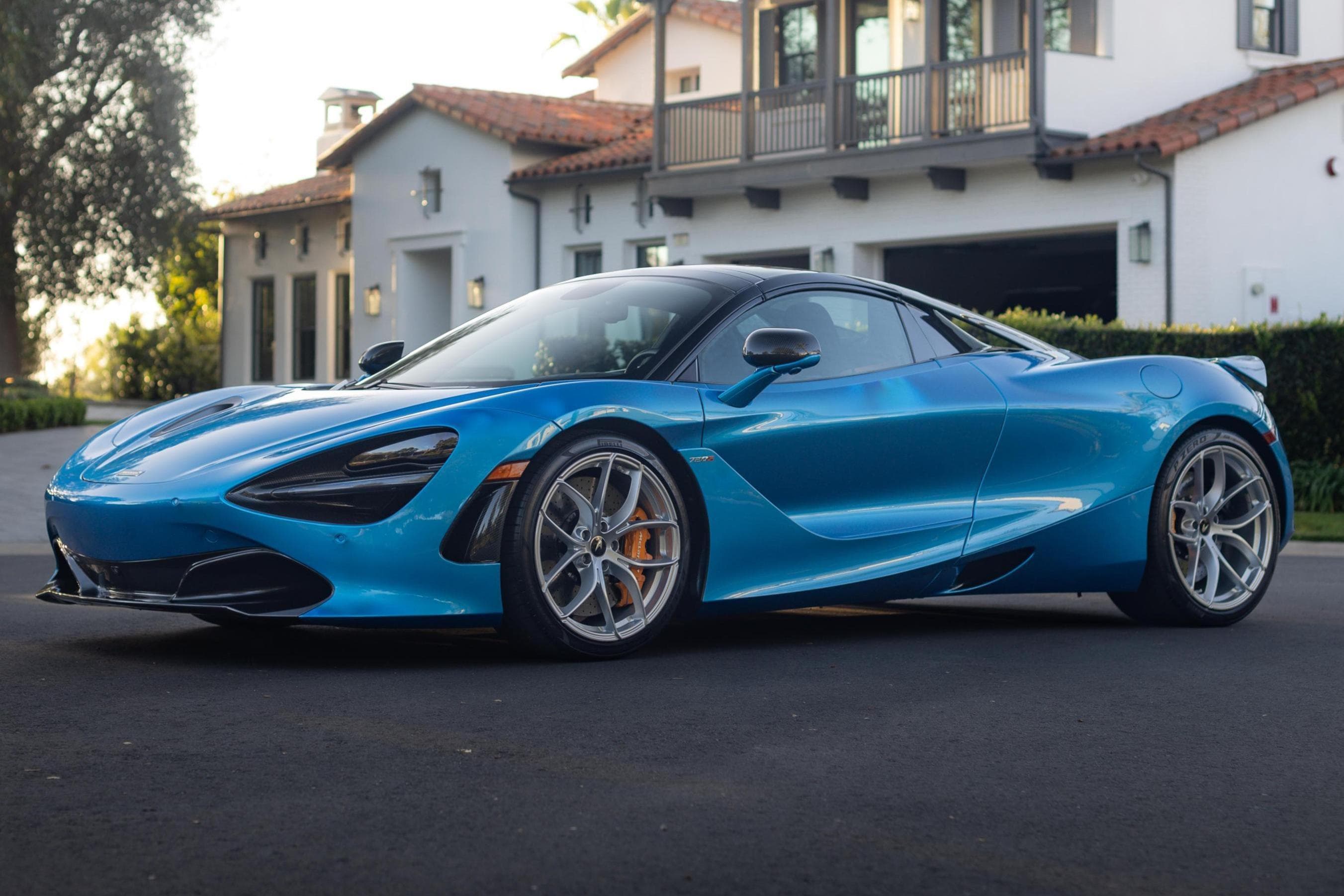 2020 McLaren 720S sold for $254,007