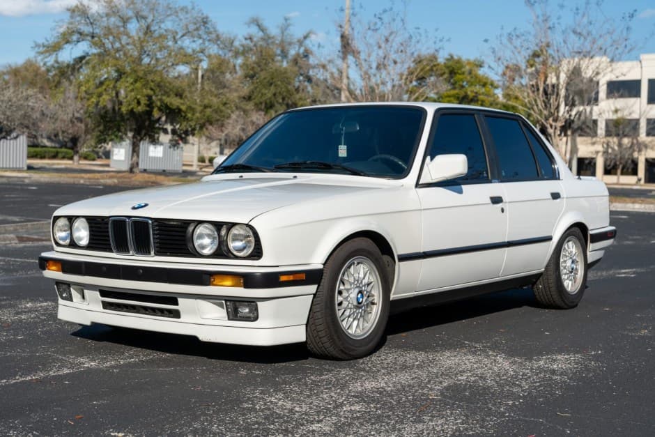1990 BMW E30 3-Series Sedan sold for $25,000
