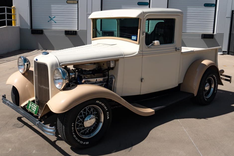 1932 Ford Pickup 1932-1934 & sold for $27,000