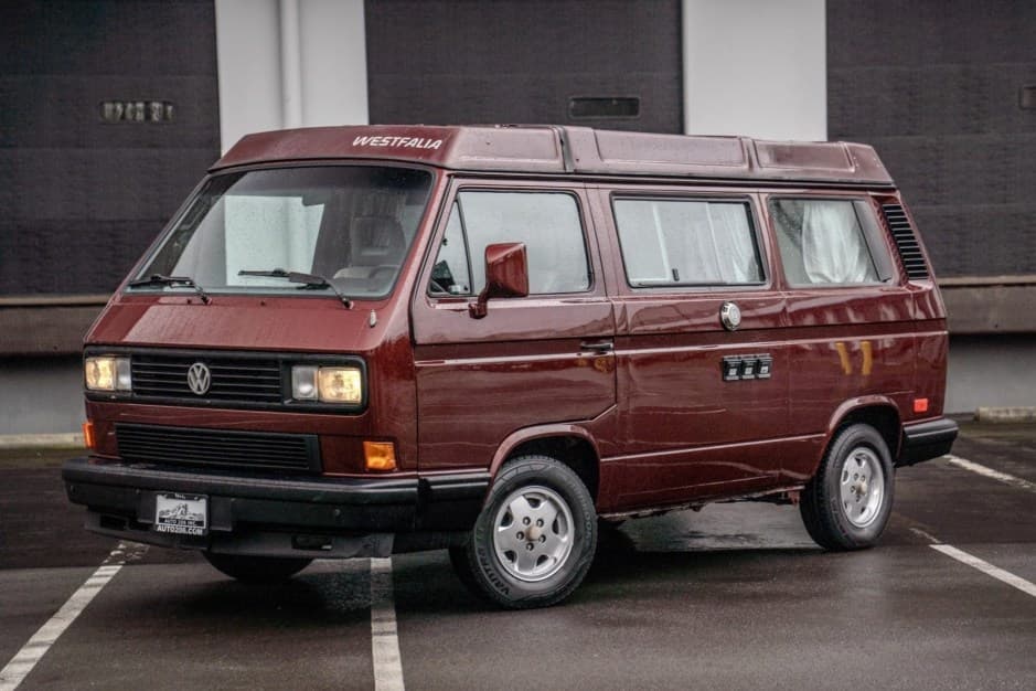 1990 Volkswagen Vanagon sold for $9,090