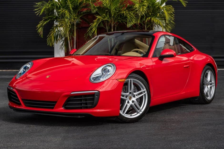 2017 Porsche 991 911 Carrera sold for $104,000