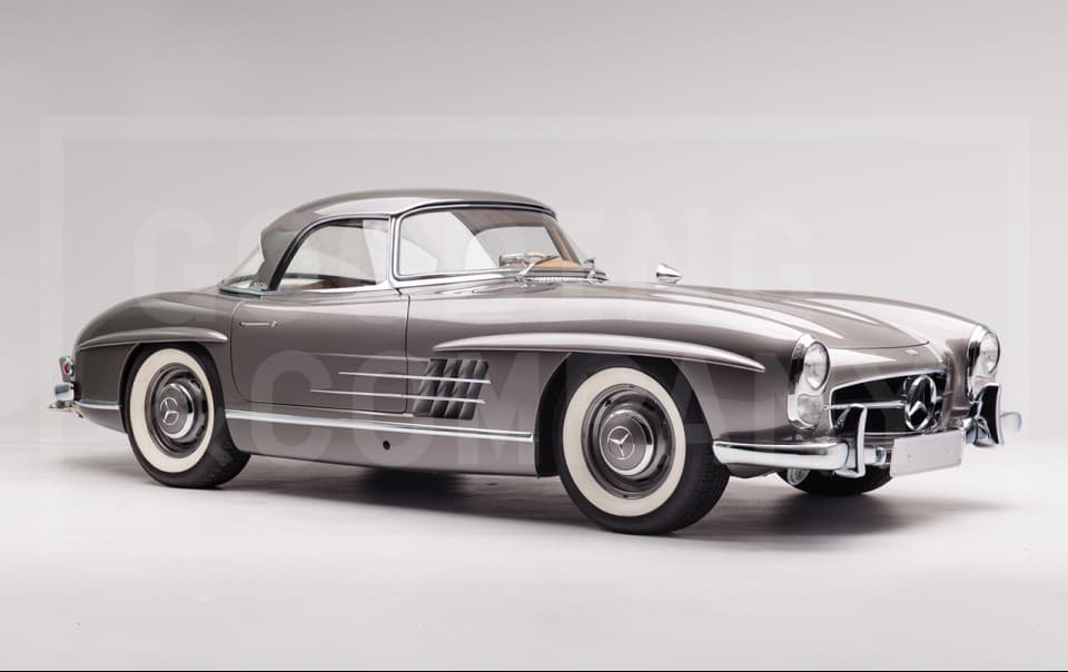 1960 Mercedes-Benz 300 SL Roadster sold for $1,100,000