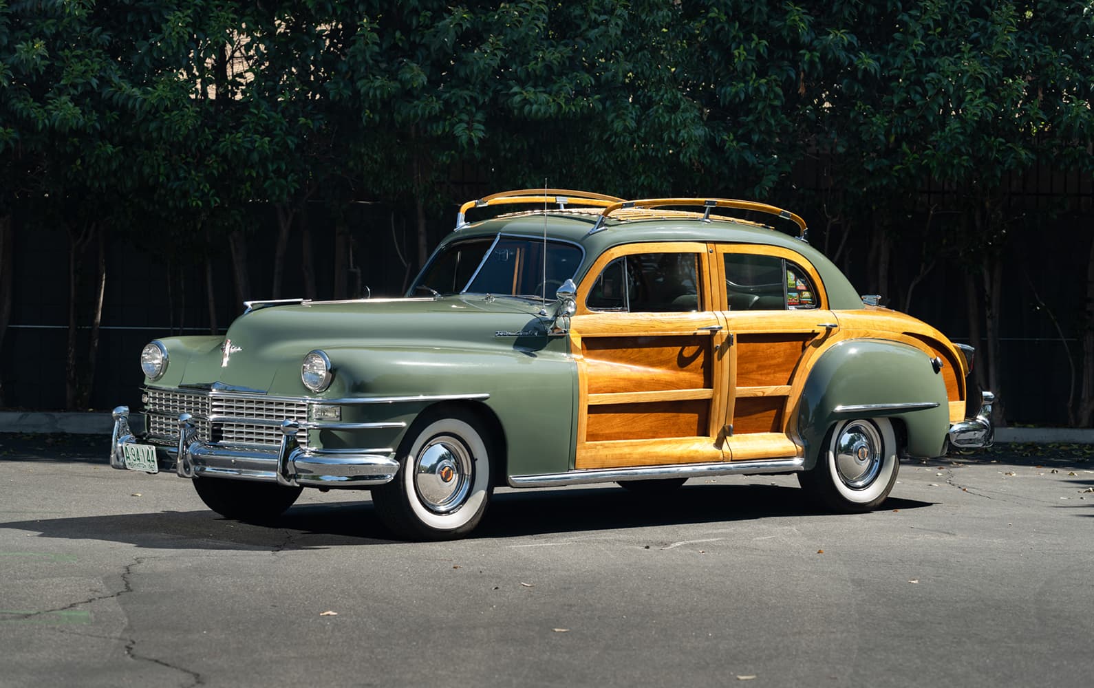 1948 Chrysler Town and Country Sedan sold for $0