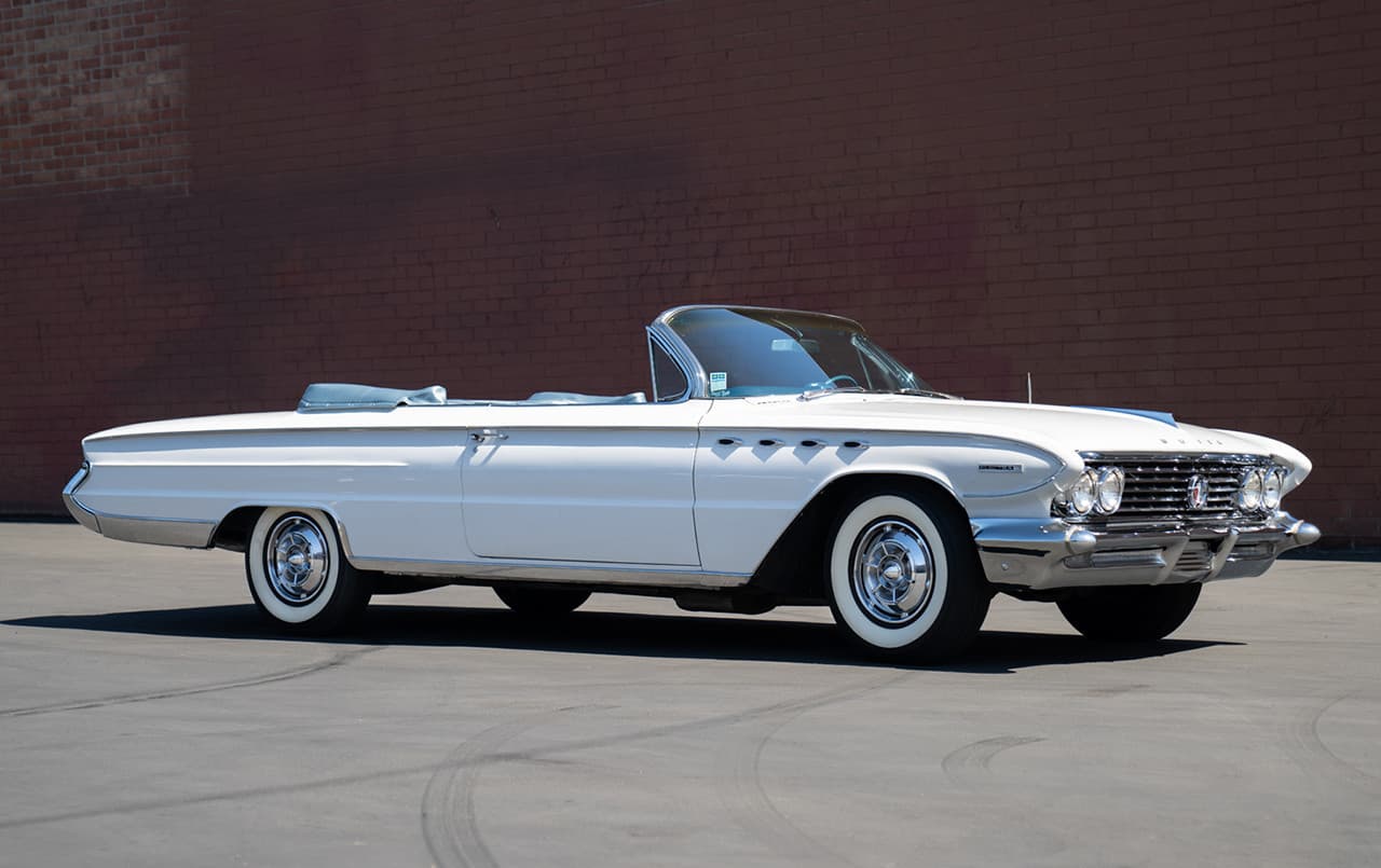 1961 Buick Electra 225 Convertible sold for $35,200