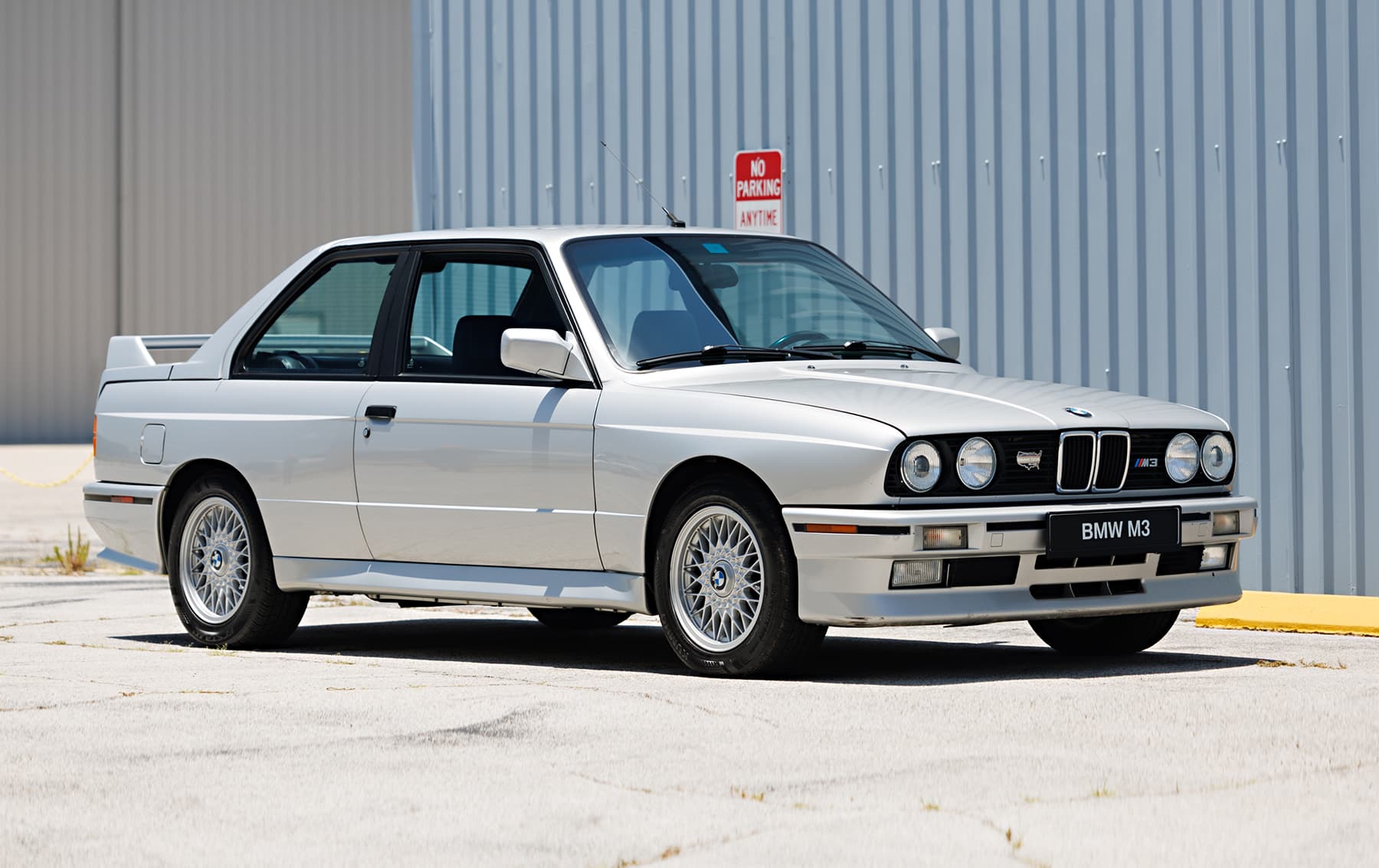 1990 BMW M3 sold for $87,360