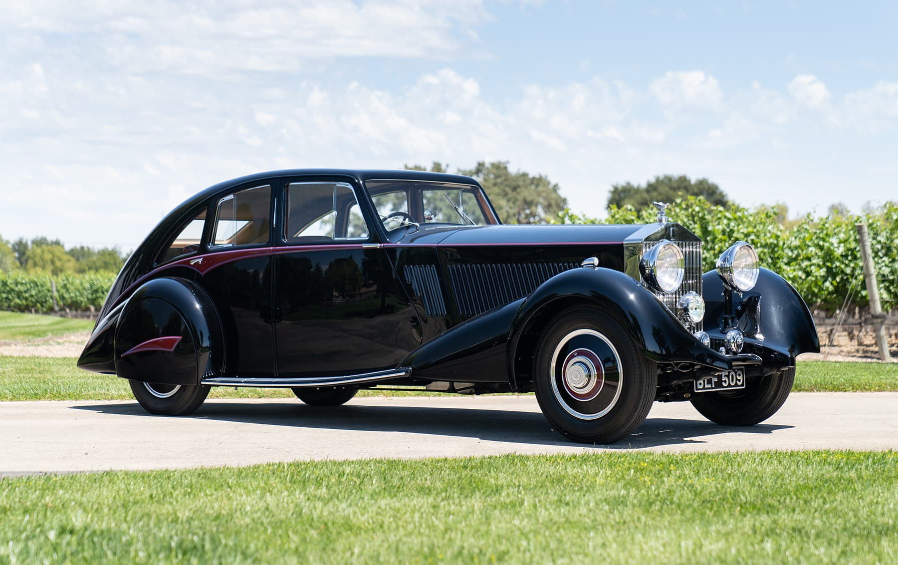 1934 Rolls-Royce Phantom II Continental Streamlined Saloon sold for $885,000