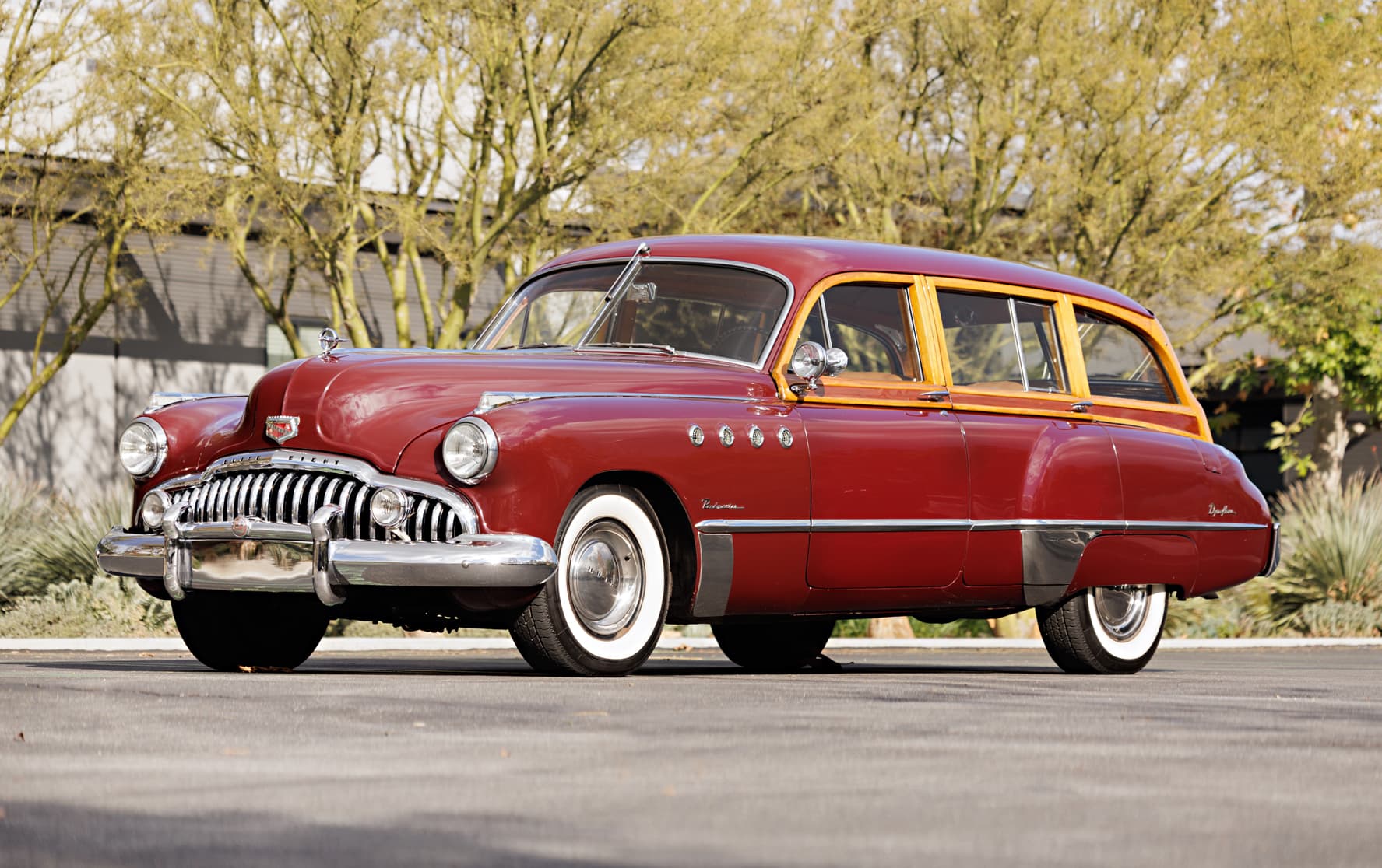 1949 Buick Roadmaster Estate Wagon sold for $45,100