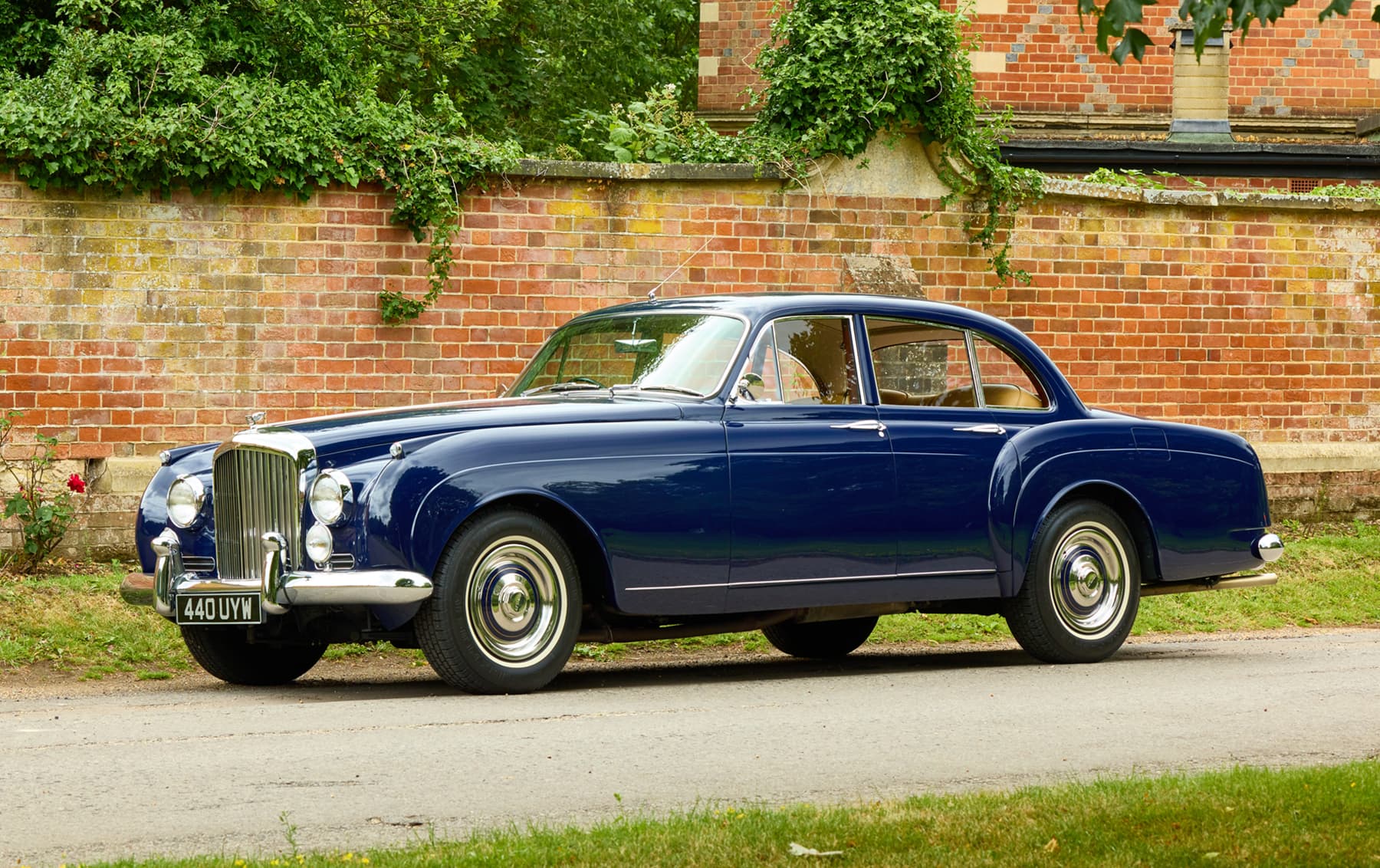 1961 Bentley S2 Continental Flying Spur sold for $0