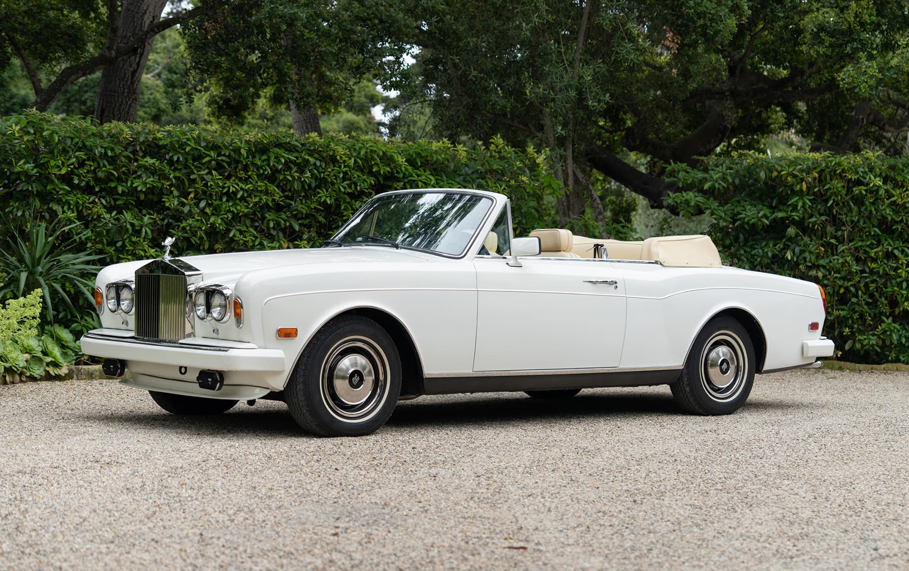 1985 Rolls-Royce Corniche Convertible sold for $95,200