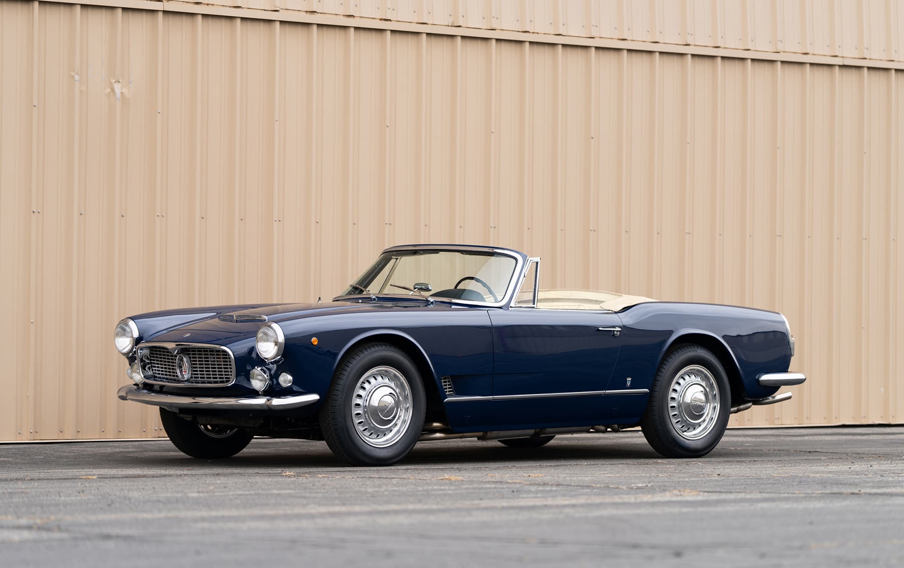 1960 Maserati 3500 GT Spider sold for $0