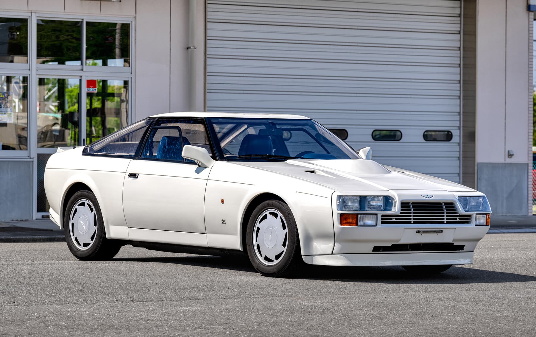 1986 Aston Martin V8 Vantage Zagato Coupe sold for $212,800