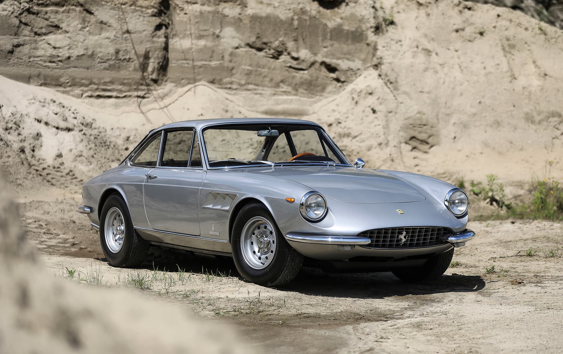 1967 Ferrari 330 GTC sold for $516,500
