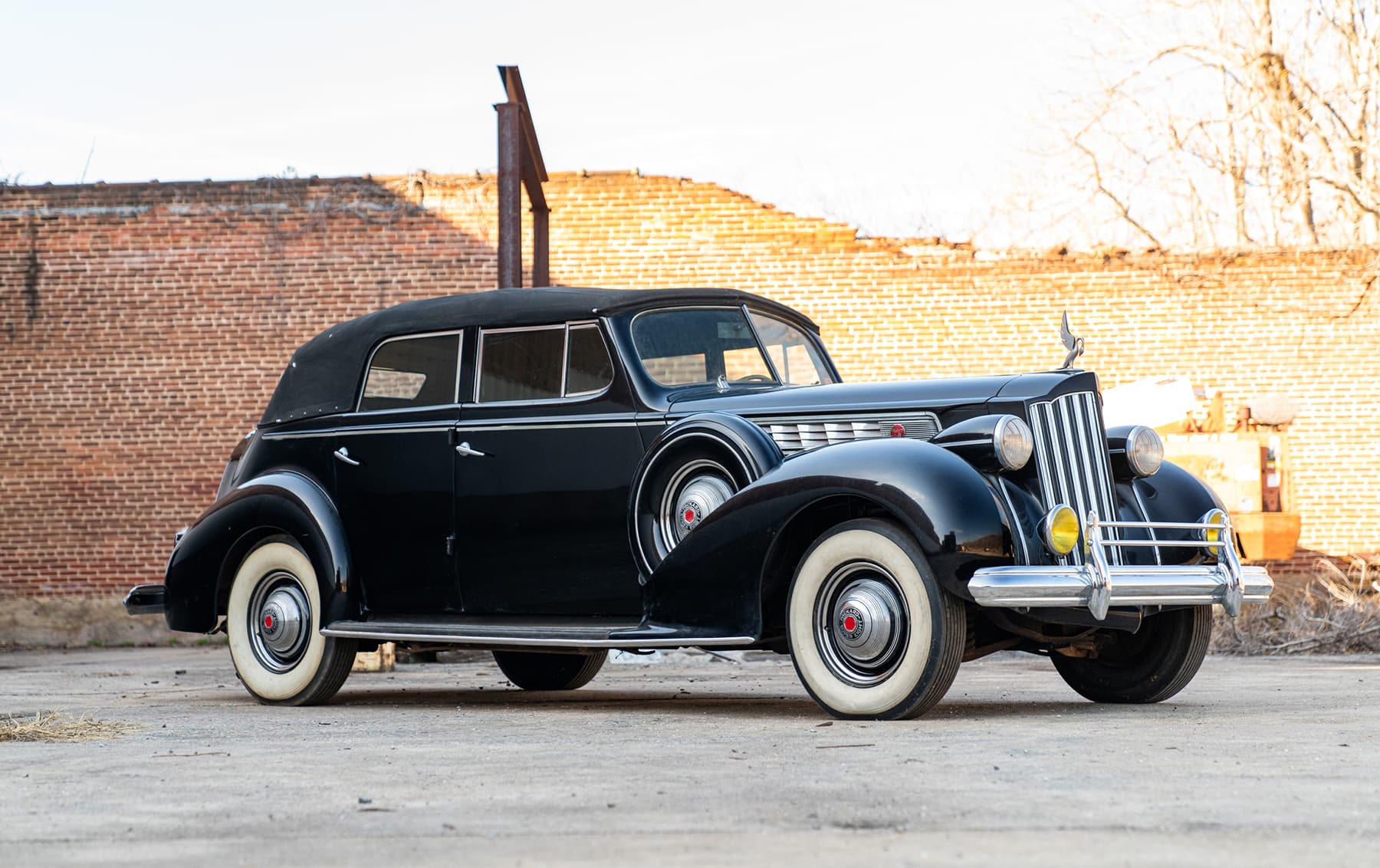 1939 Packard Super Eight 1703 Convertible Sedan sold for $32,480