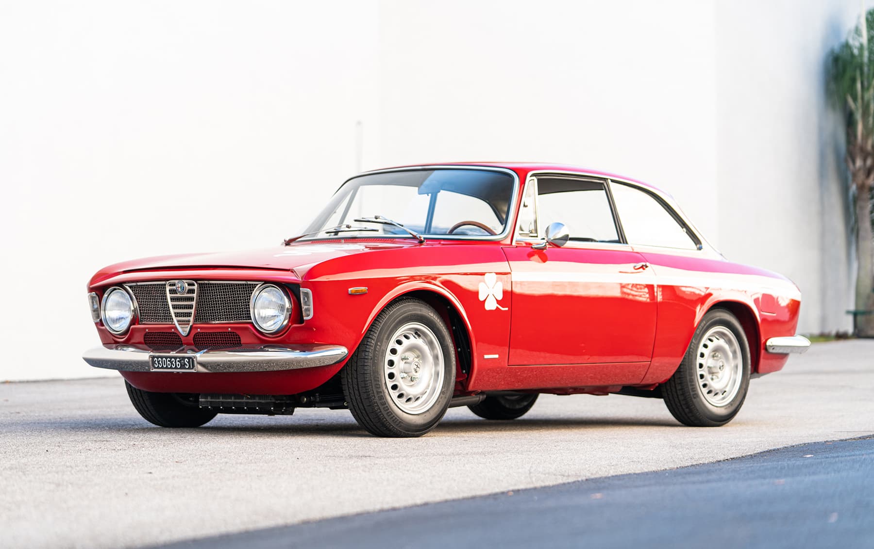 1968 Alfa Romeo Giulia Sprint GTA 1300 Junior Stradale sold for $212,800