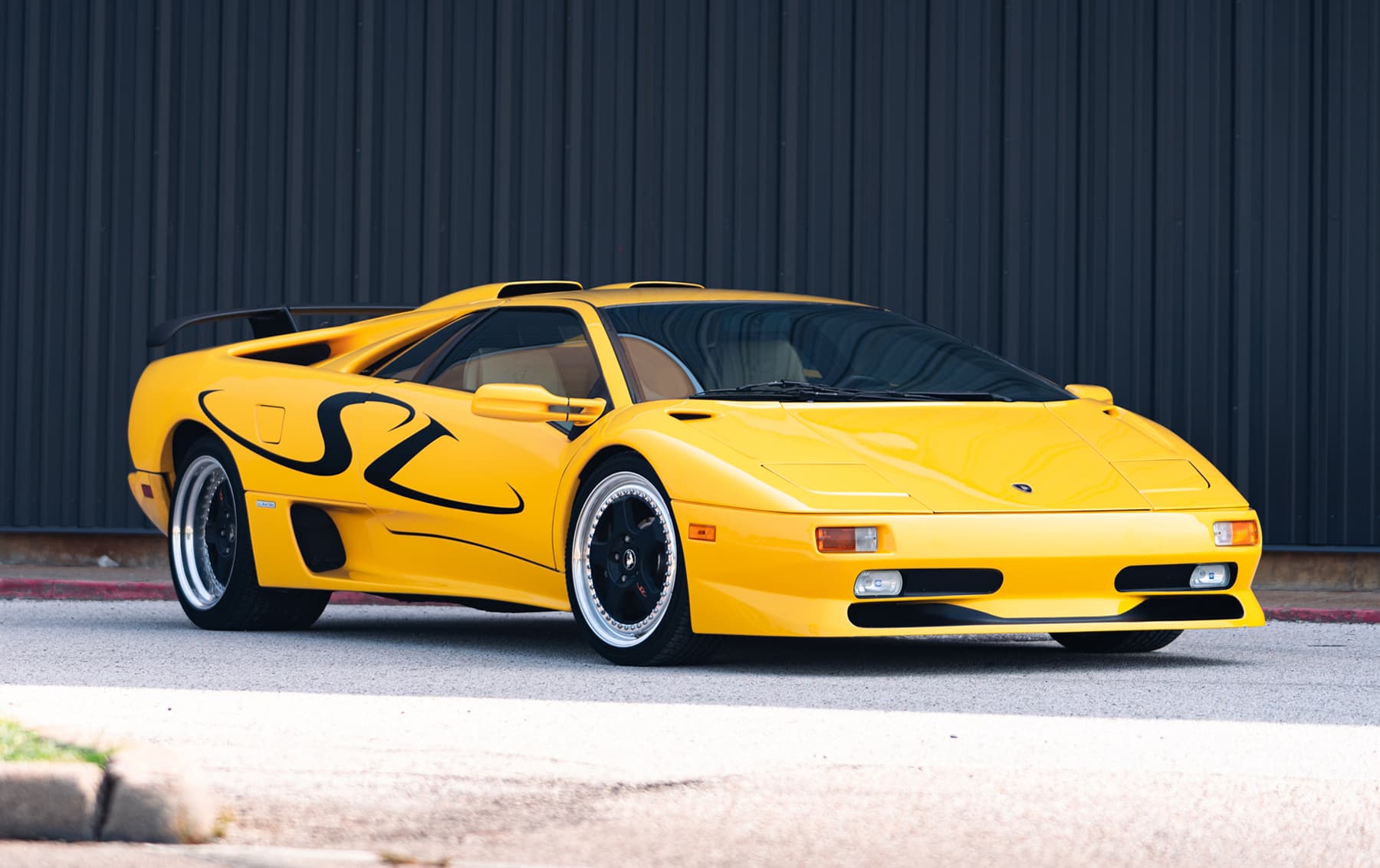 1998 Lamborghini Diablo SV sold for $428,500